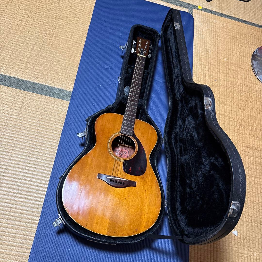YAMAHA FG150赤ラベル　ハードケース付き