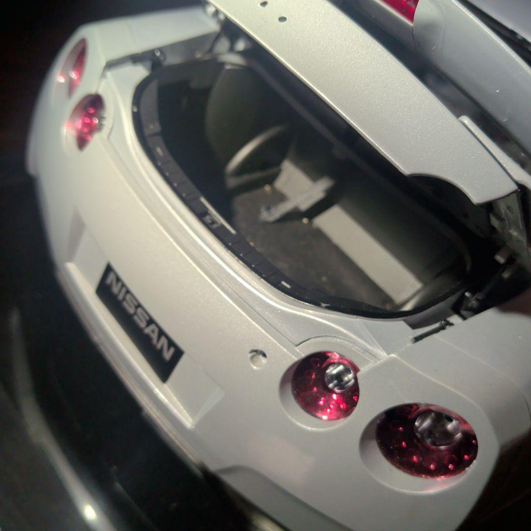 H*R様 【ジャンク品】GT-RデアゴスティーニNissan GT-R 1/8ス