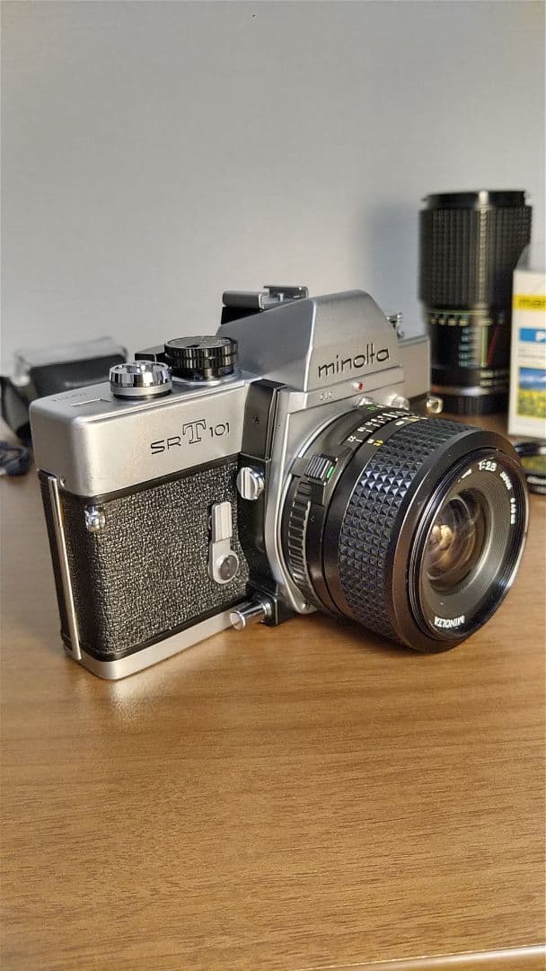 MINOLTA SRT 101 フィルム一眼レフカメラ　付属品多数