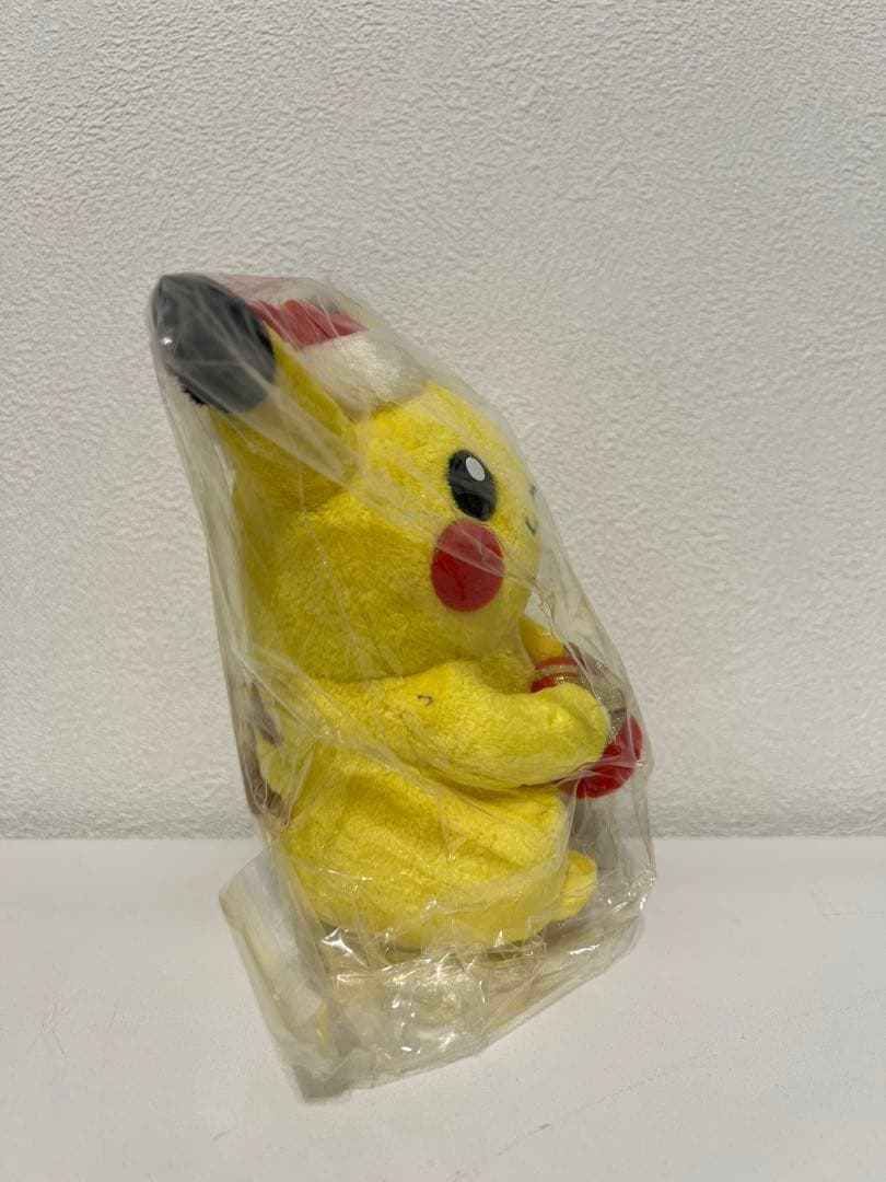 ポケモンセンター限定 2005年ピカチュウ クリスマス ぬいぐるみ 紙タグ付き