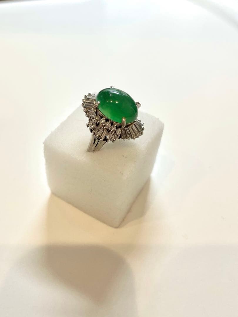 ひすい　ダイヤ　指輪　プラチナ　Pt