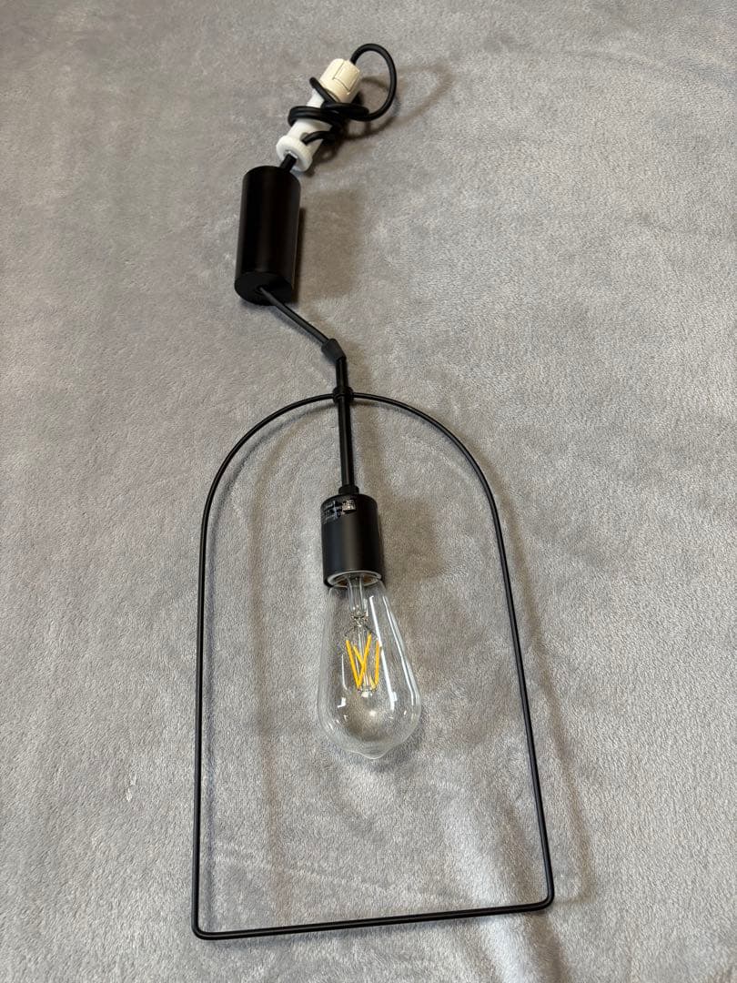 コイズミ　ペンダントライト　アイアン