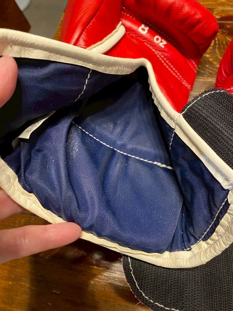 未使用 Winning ボクシンググローブ MS-200B 8 oz 赤