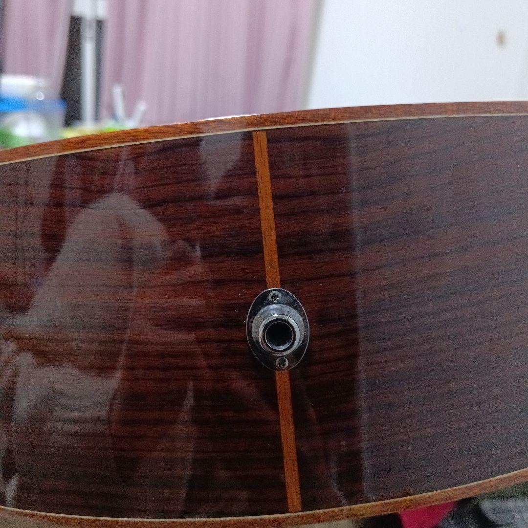 Yamaha アコースティックギター カッタウェイ