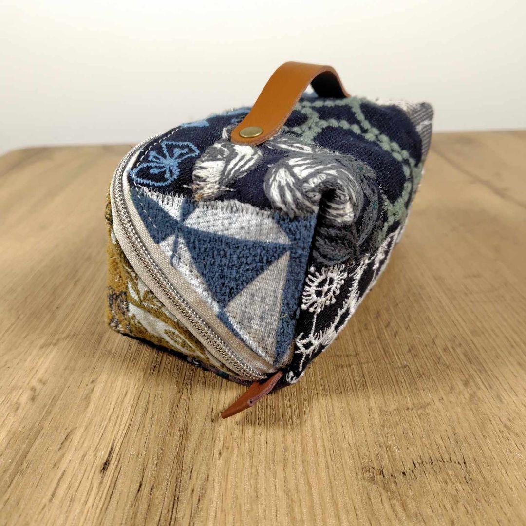 【専用】/カケラパッチポンピア　トレイ型化粧ポーチ/ペンケースメガネ