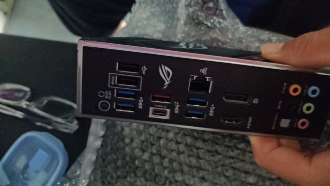 ROG STRIX B550-F GAMING　マザーボード