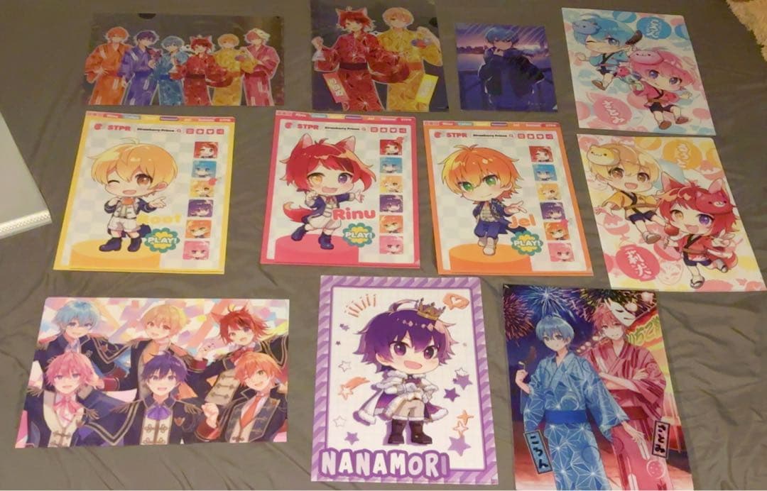 すとぷりグッズまとめ売り、ばら売り