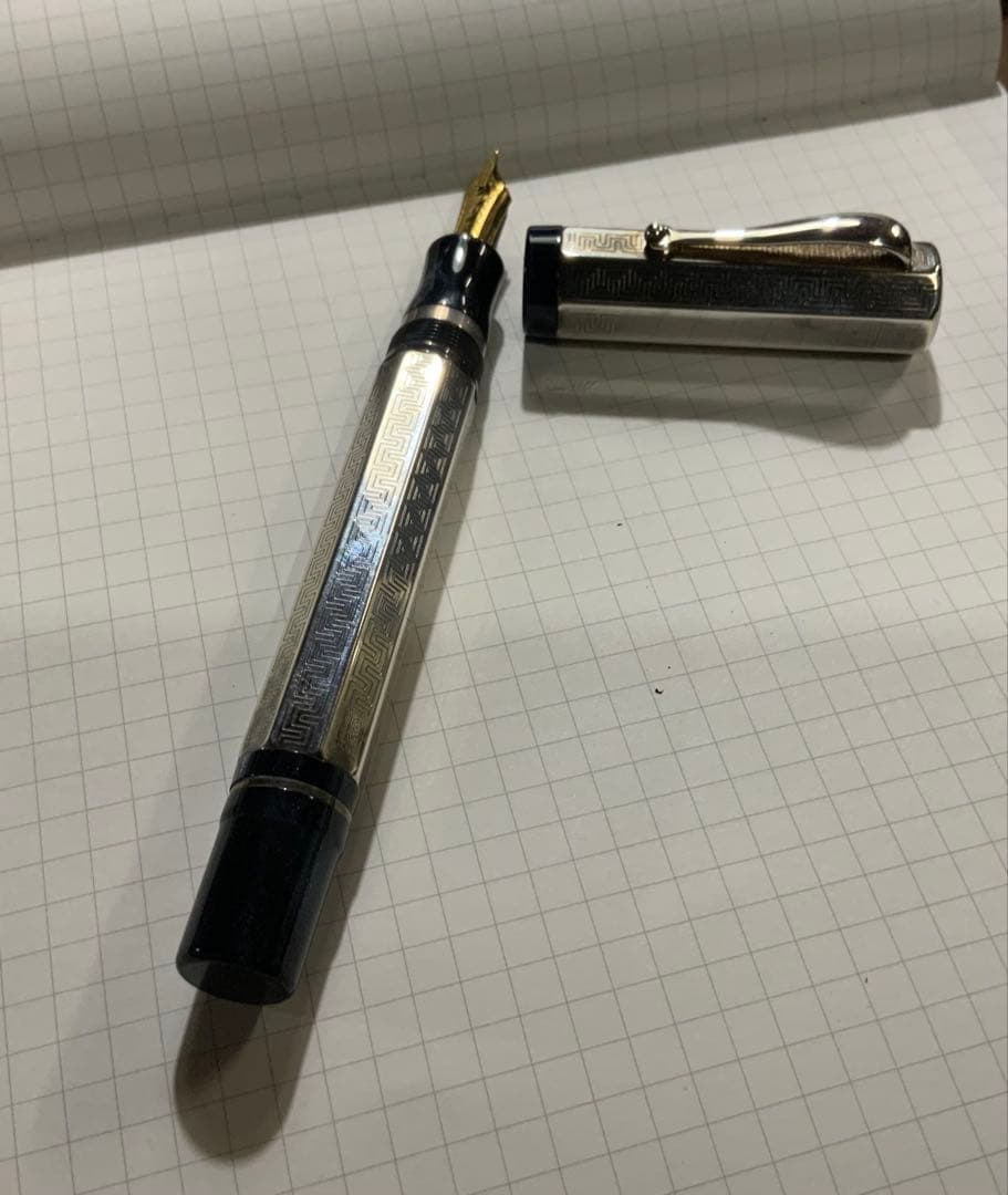 モンテグラッパ　限定万年筆　スターリングシルバー　ペン先 セーラー21K