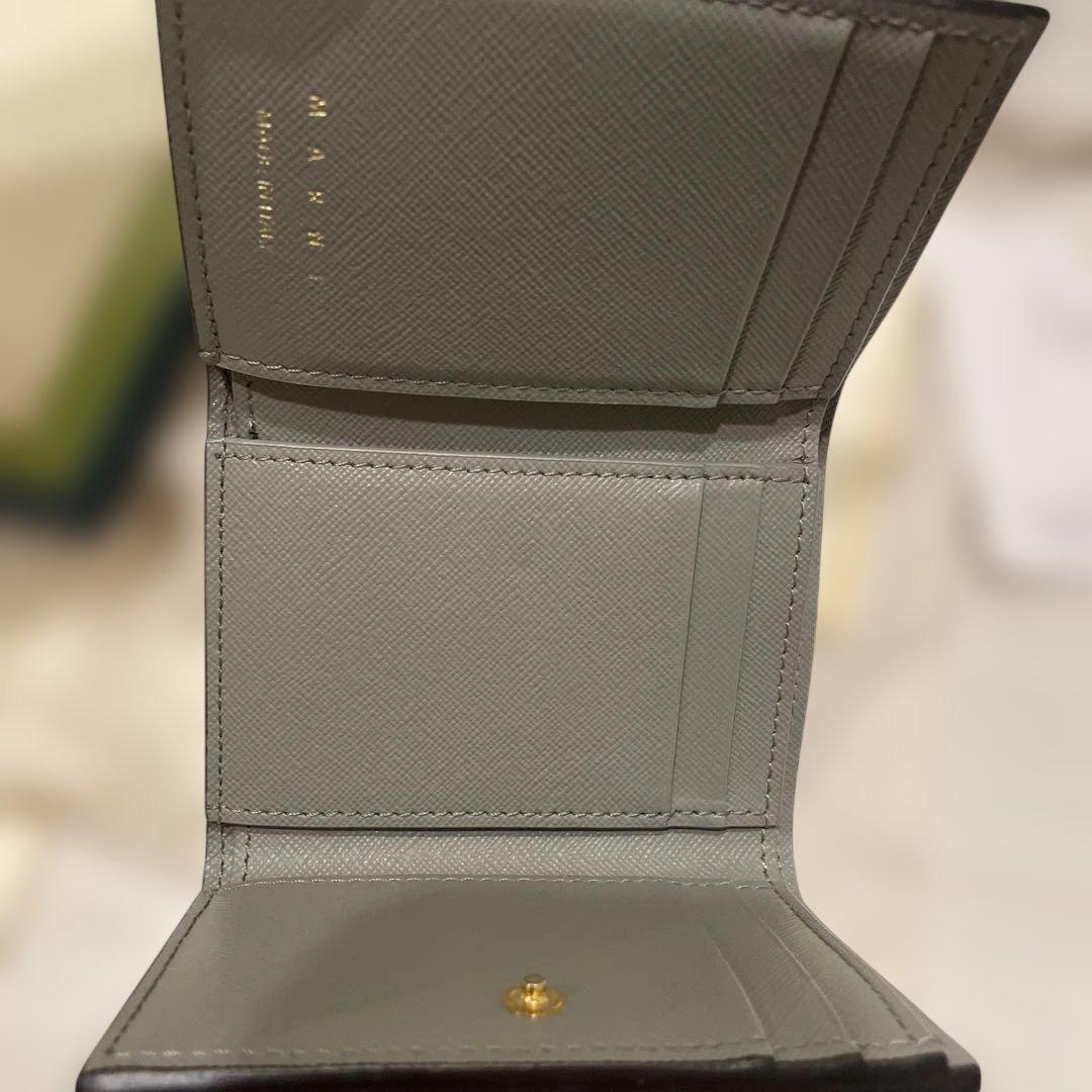 新品未使用 MARNI サフィアーノ 三つ折り財布