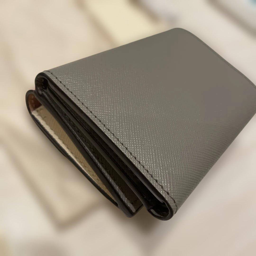 新品未使用 MARNI サフィアーノ 三つ折り財布