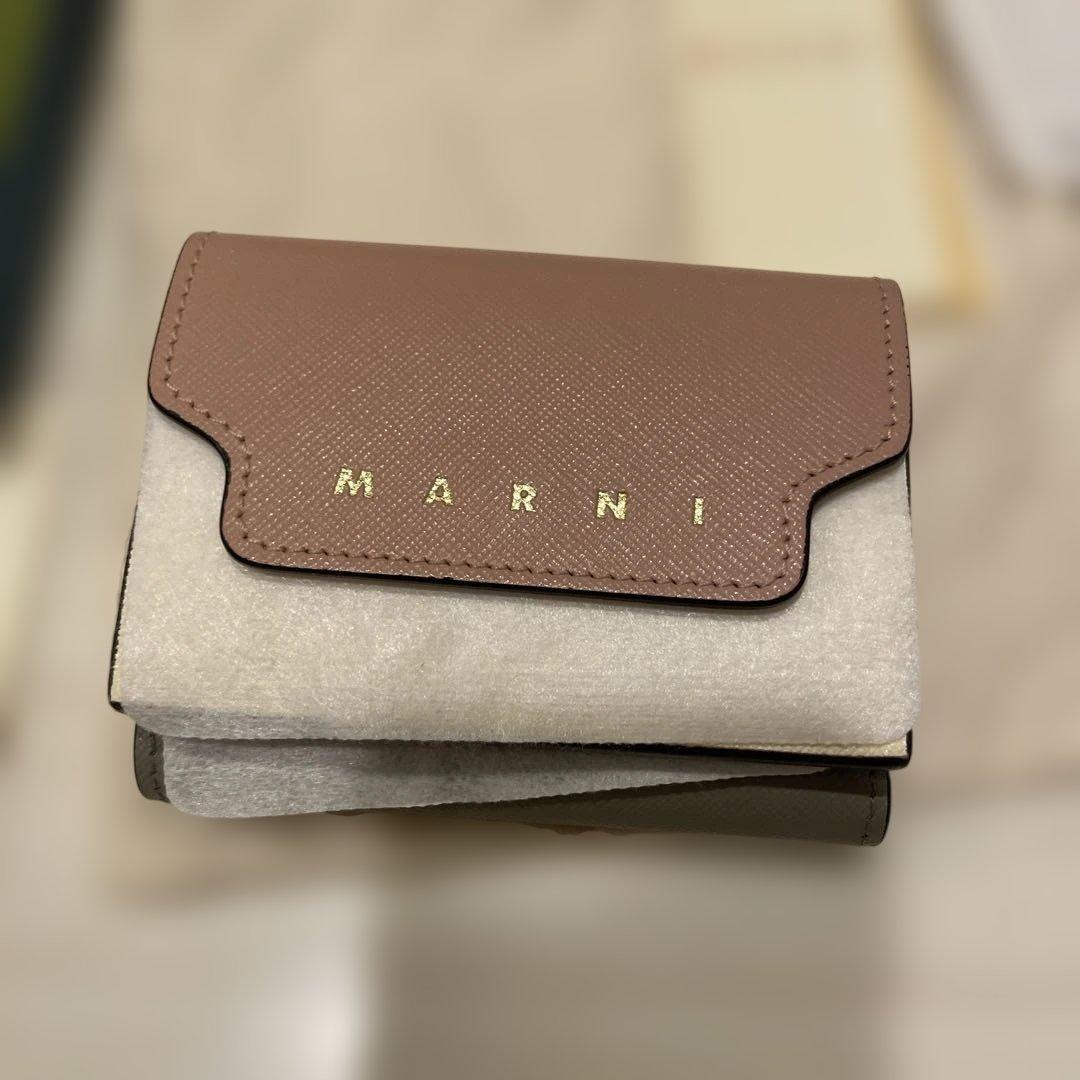 新品未使用 MARNI サフィアーノ 三つ折り財布