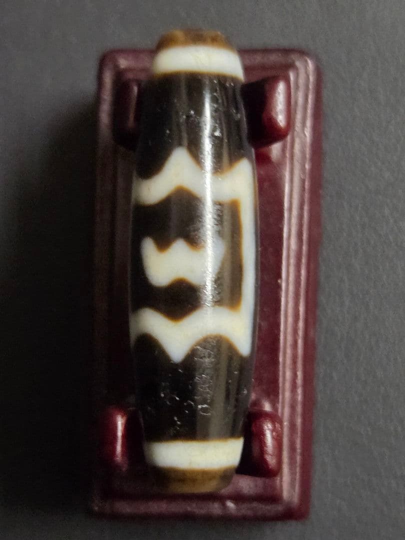 951 天珠　上質　大鵬鳥天珠 　　dzibeads！