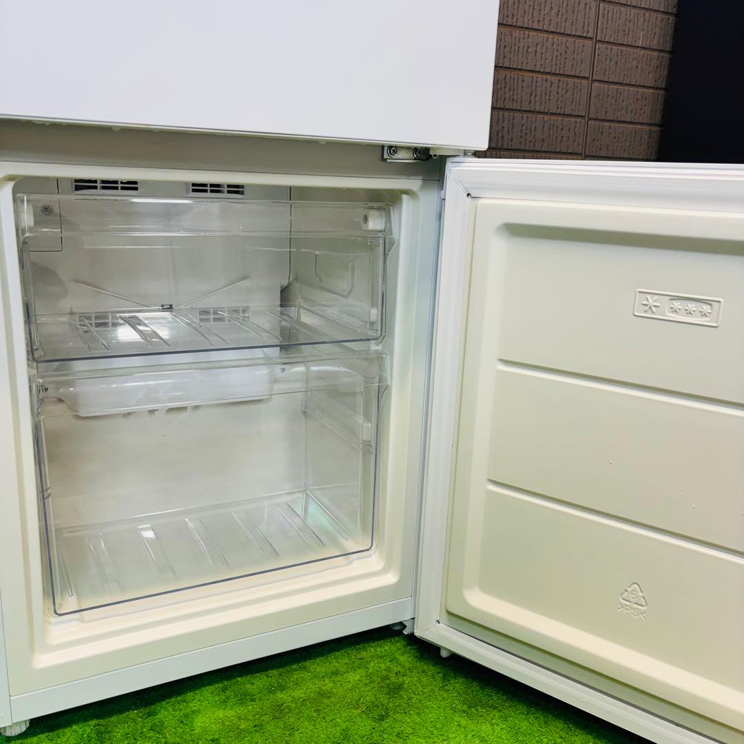 冷蔵庫 140L 一人暮らし 定番モデル 2022年製【地域限定配送無料】