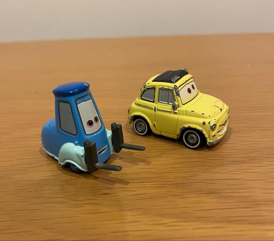 カーズ　トミカ　13台セット