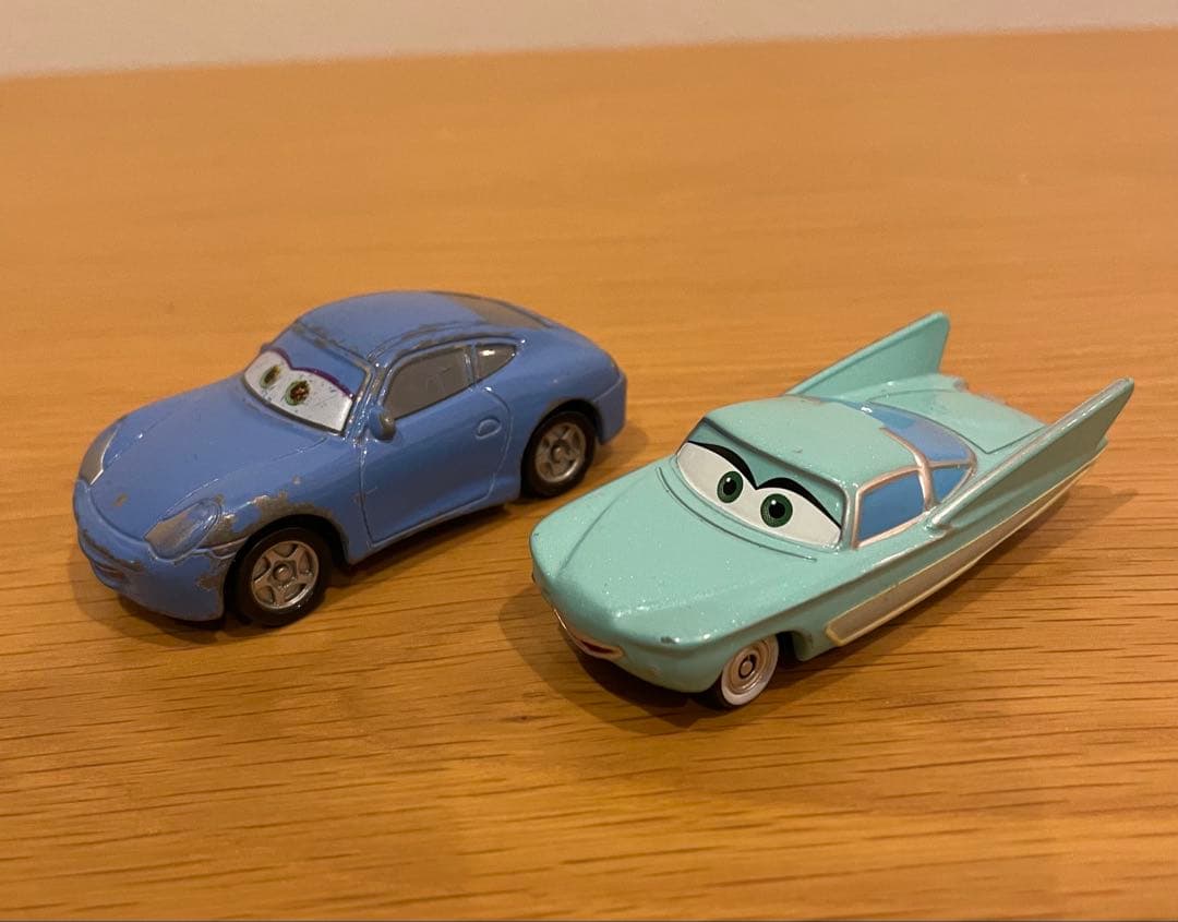 カーズ　トミカ　13台セット