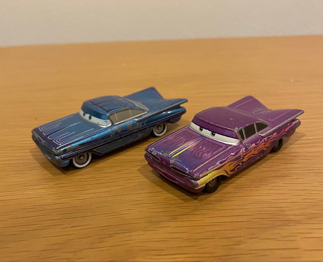 カーズ　トミカ　13台セット