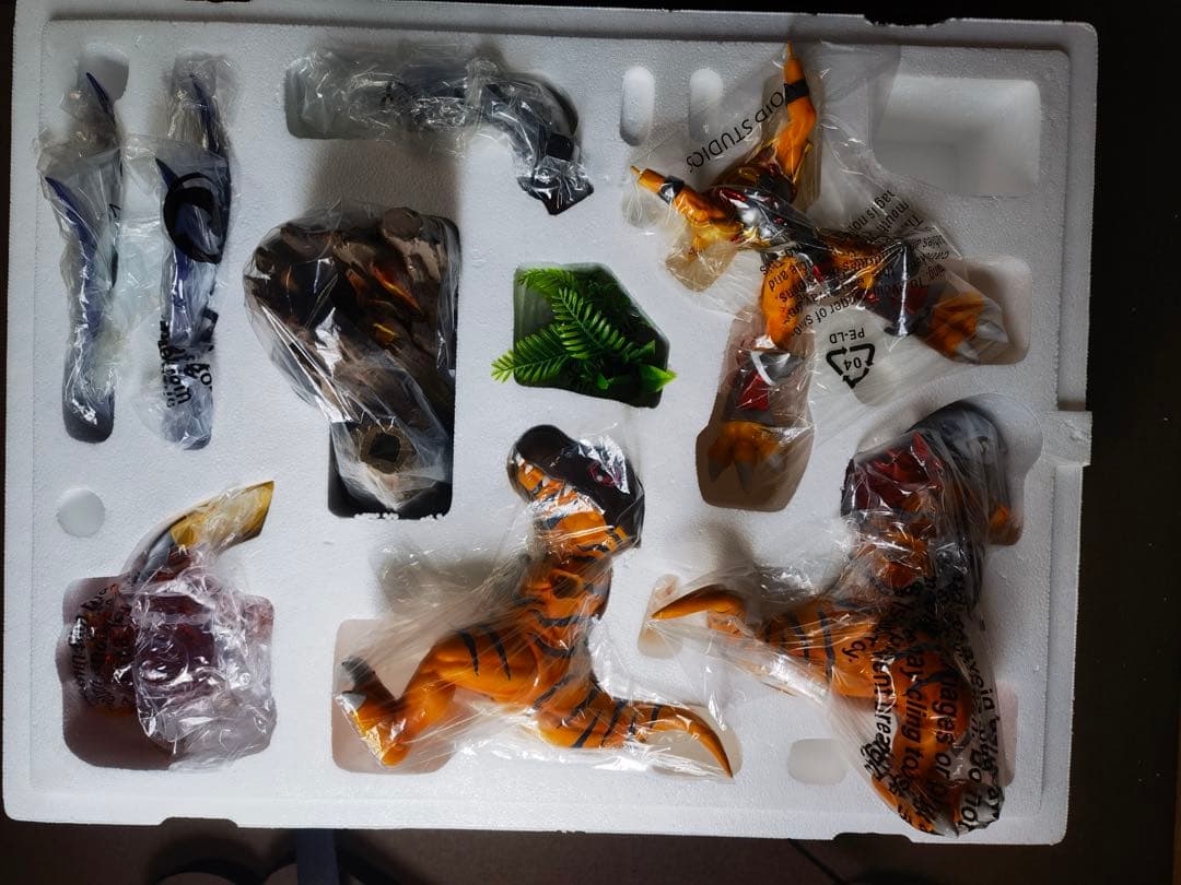 デジモン GD-STUDIO グレイモン ティラノサウルスの進化 フィギュア