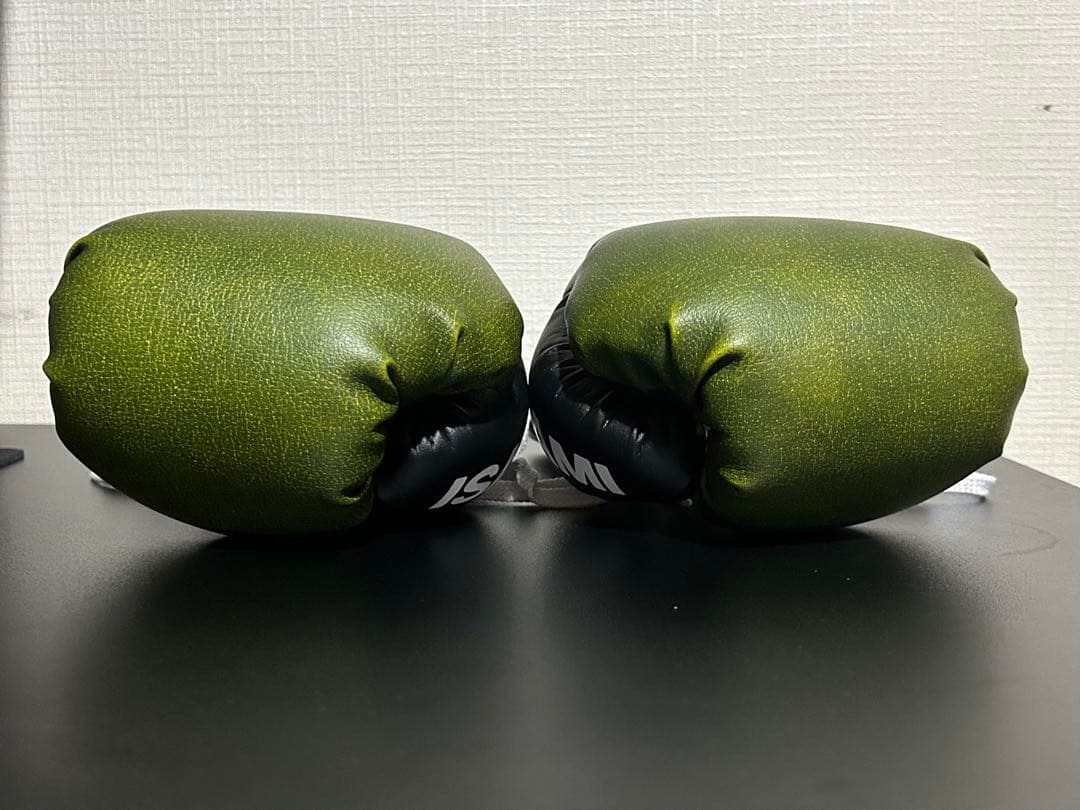 RIZIN ISAMI ボクシンググローブ 8oz