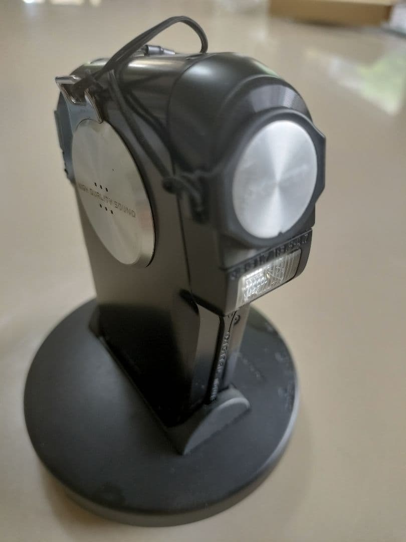 【極美品】SANYOデジタルムービーカメラXacti DMX-C6(K)