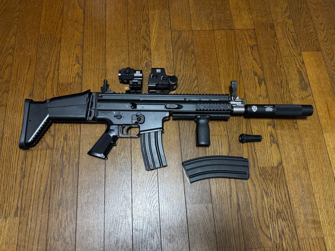 東京マルイ 次世代 スカーL ブラック eotech