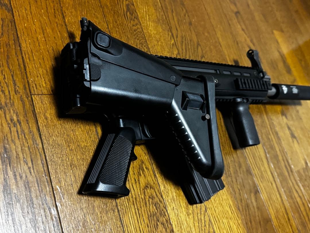 東京マルイ 次世代 スカーL ブラック eotech