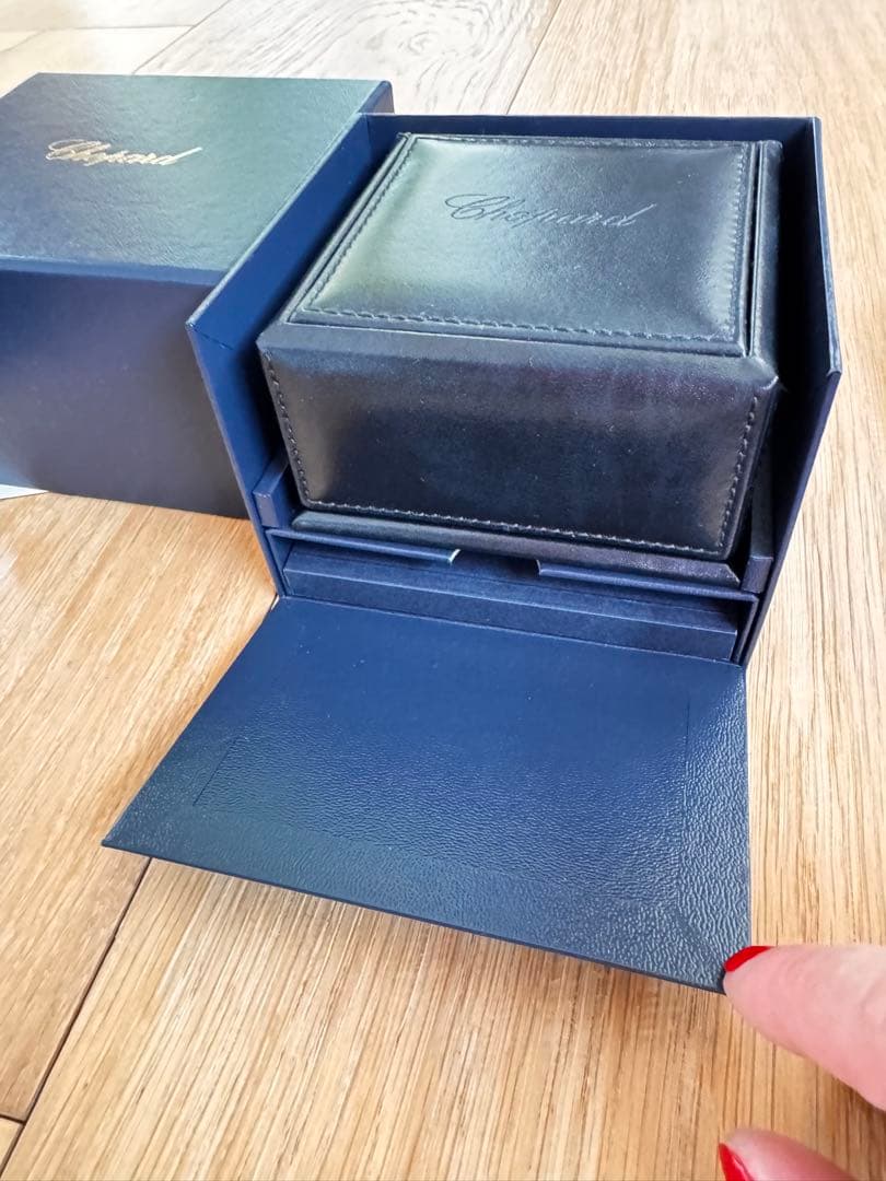 ショパール ジュエリーケース 時計空箱 アクセサリー入れ 旅行携帯用 ギフト袋