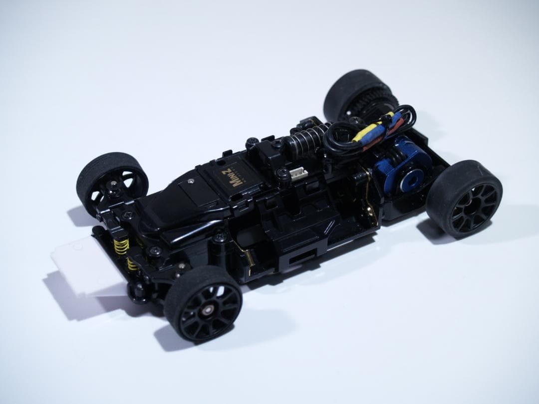 京商ミニッツMR-03 EVO シャーシ＆ボディセット マクラーレンP1 GTR