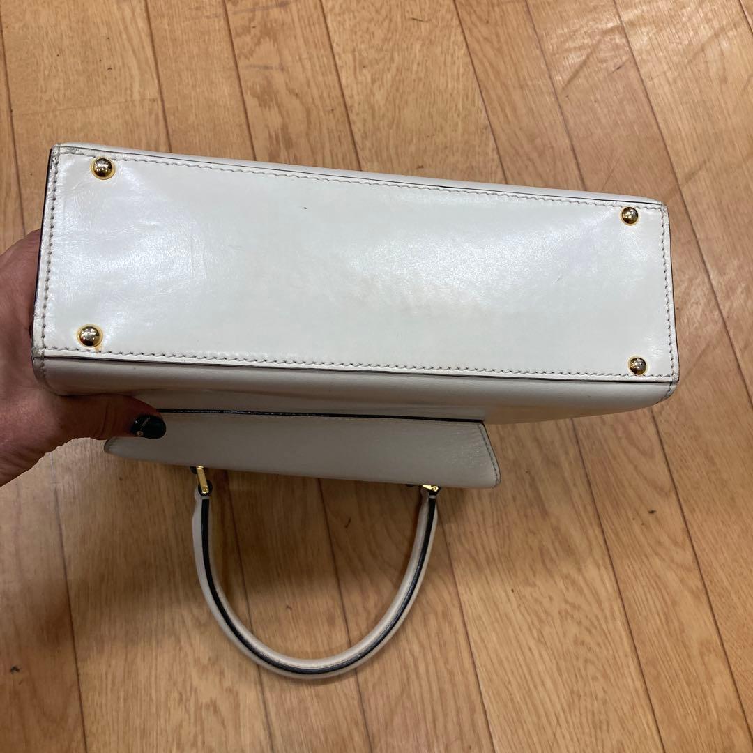 V*e様 希少価値あり！CELINE ホワイト ハンドバッグ