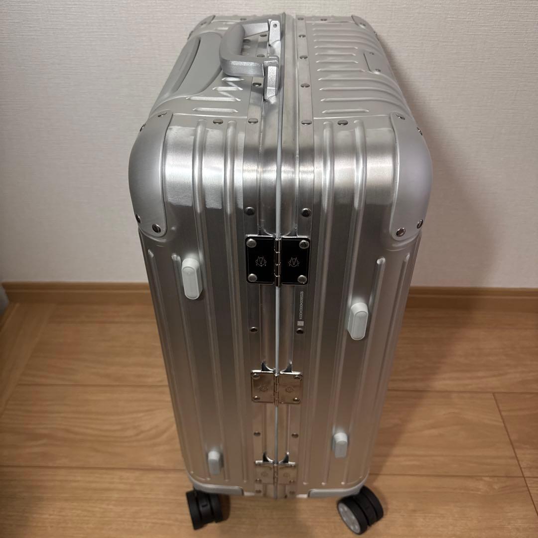 【ほぼ未使用】リモワ RIMOWA キャビンプラス オリジナル 49L