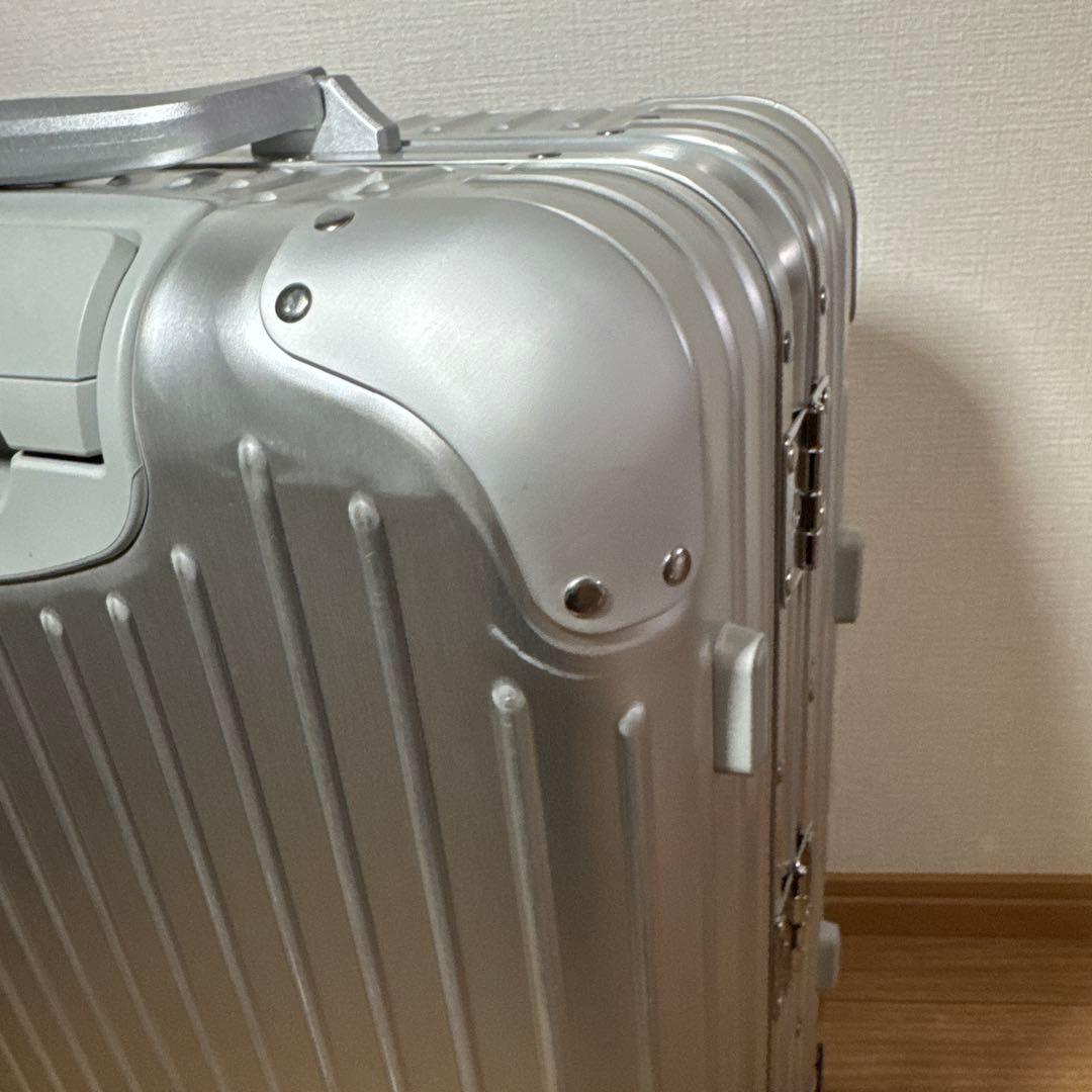 【ほぼ未使用】リモワ RIMOWA キャビンプラス オリジナル 49L