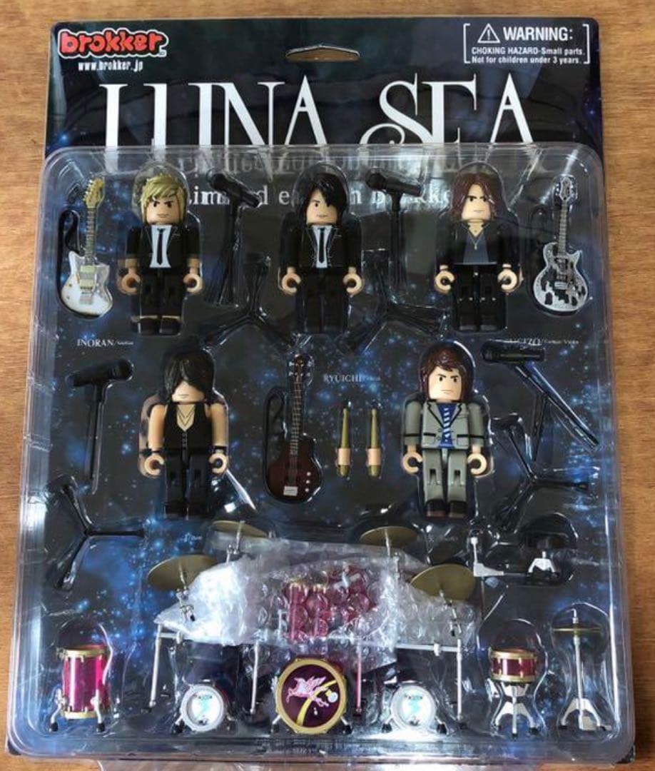 LUNASEA blockerフィギュア