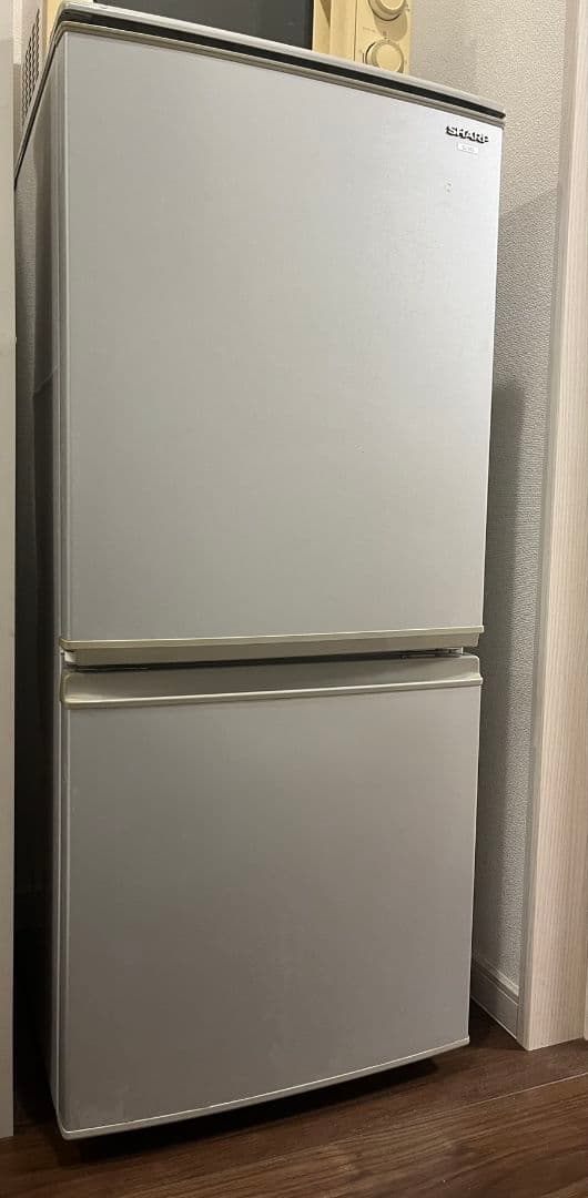 【送料込み】SHARP ノンフロン冷蔵庫 SJ-14S-S 137L
