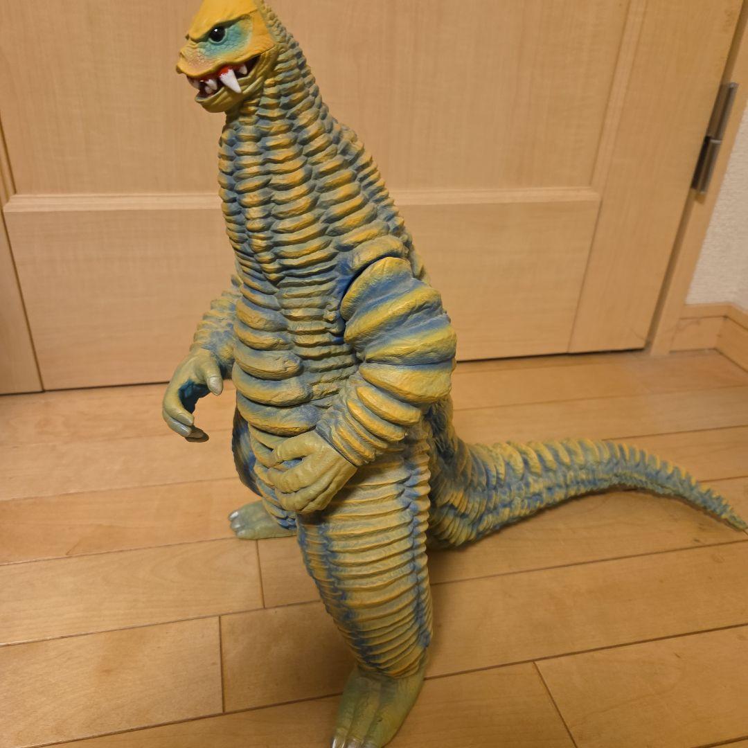 LSS　レッドキング　ビッグサイズソフビ　ウルトラマン