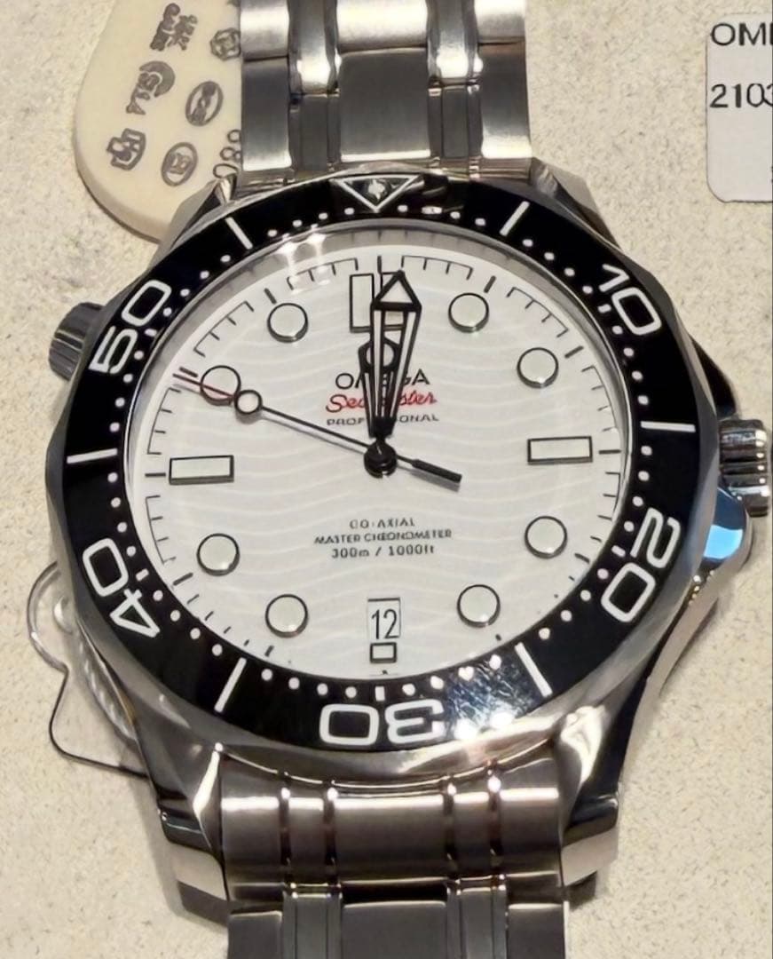 【25年12月購入/極美品】オメガ シーマスター ダイバー300M 国内正規店