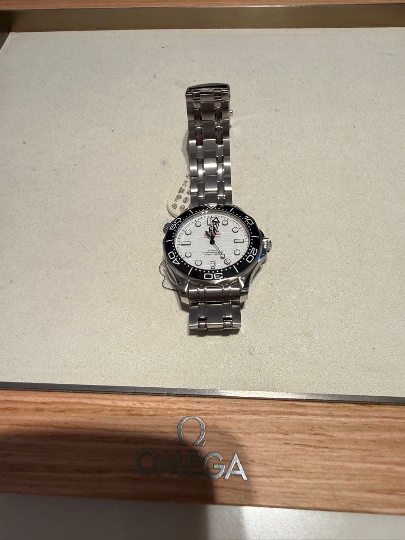 【25年12月購入/極美品】オメガ シーマスター ダイバー300M 国内正規店