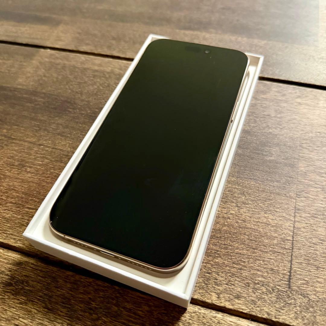 【MOFTケース付】iPhone 16Pro Max 本体