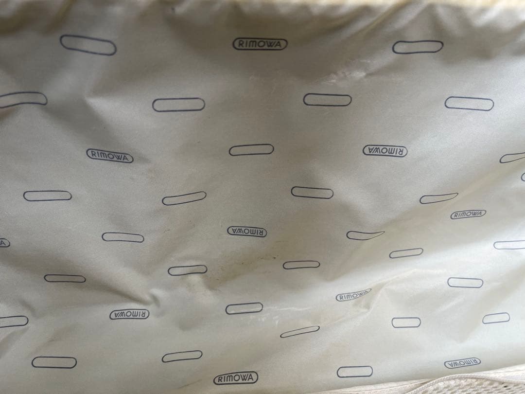 RIMOWA ライトブルー キャリーケース 機内持ち込みサイズ