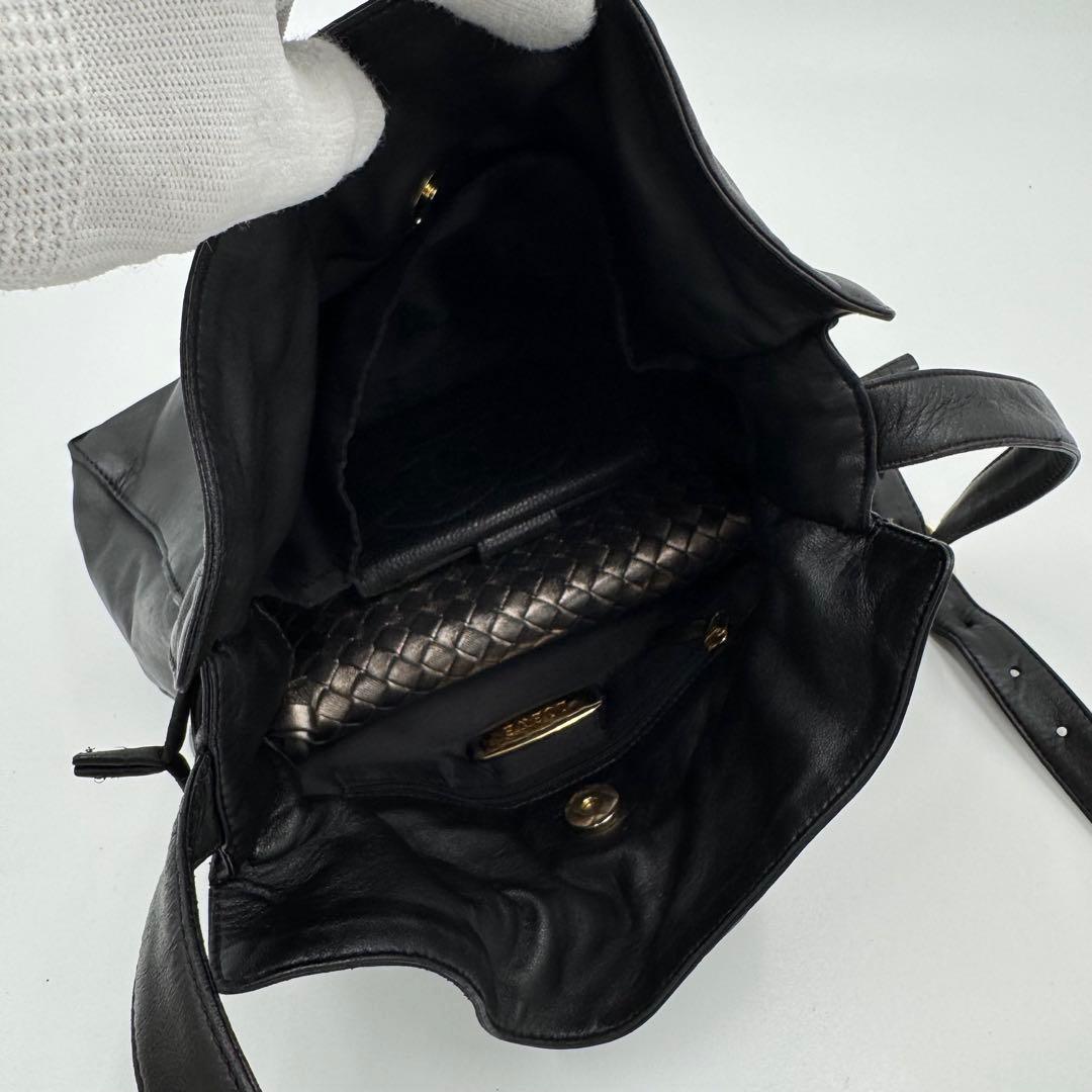 ロエベ フラメンコ アナグラム ナッパレザー ショルダーバッグ 巾着 ブラック