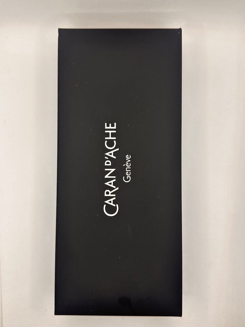 新品　カランダッシュ　エクリドールボールペン　レトロシルバー　CARANACHE