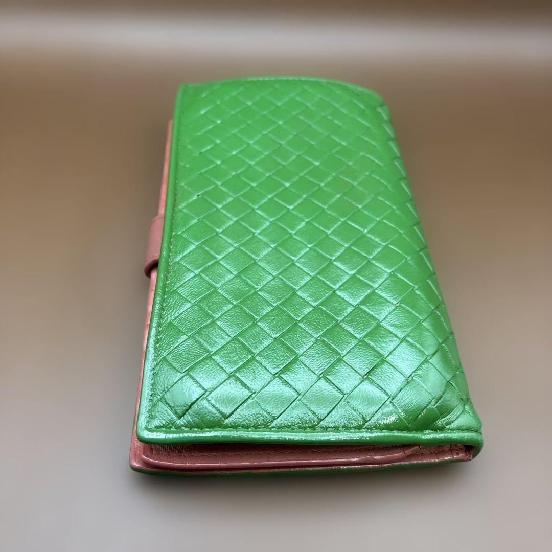 ◆正規品◆ボッティガヴェネタイントレチャート 二つ折りサイフ