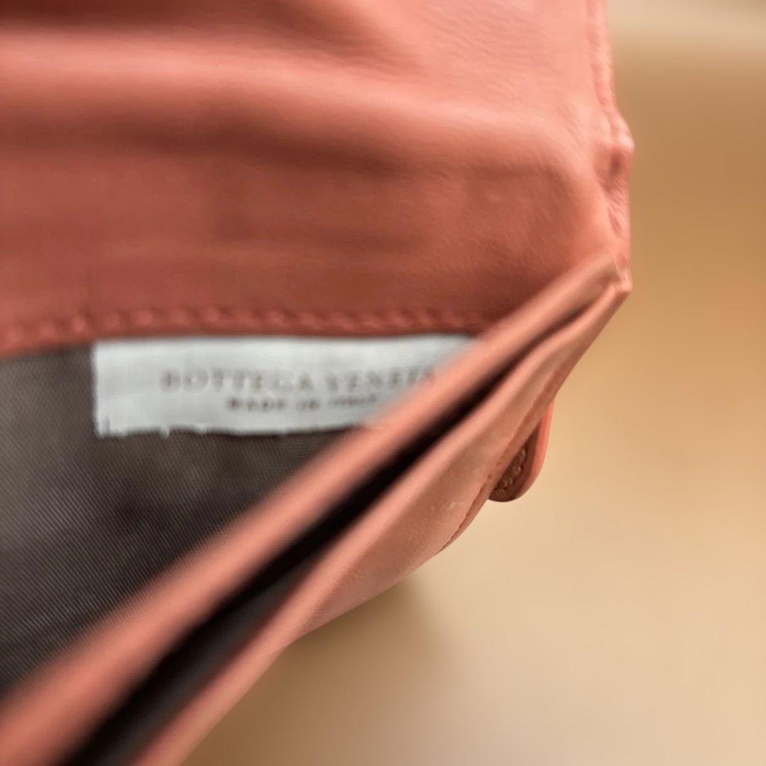 ◆正規品◆ボッティガヴェネタイントレチャート 二つ折りサイフ