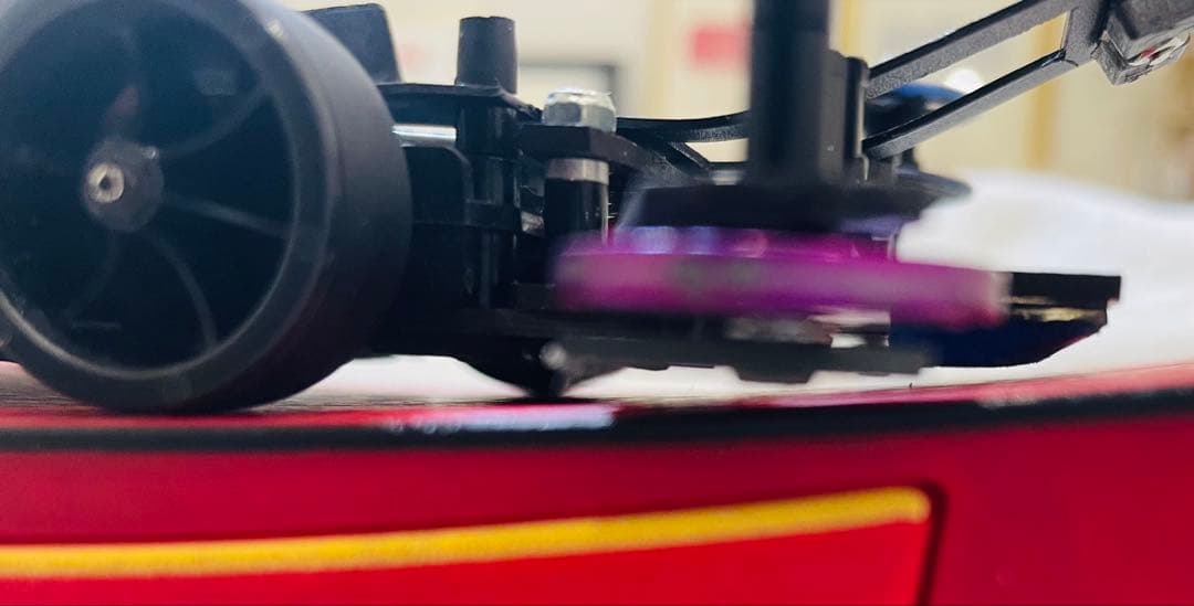 ミニ四駆　ＭＥシャーシ　幅狭２軸ATスラダン １軸アンカー