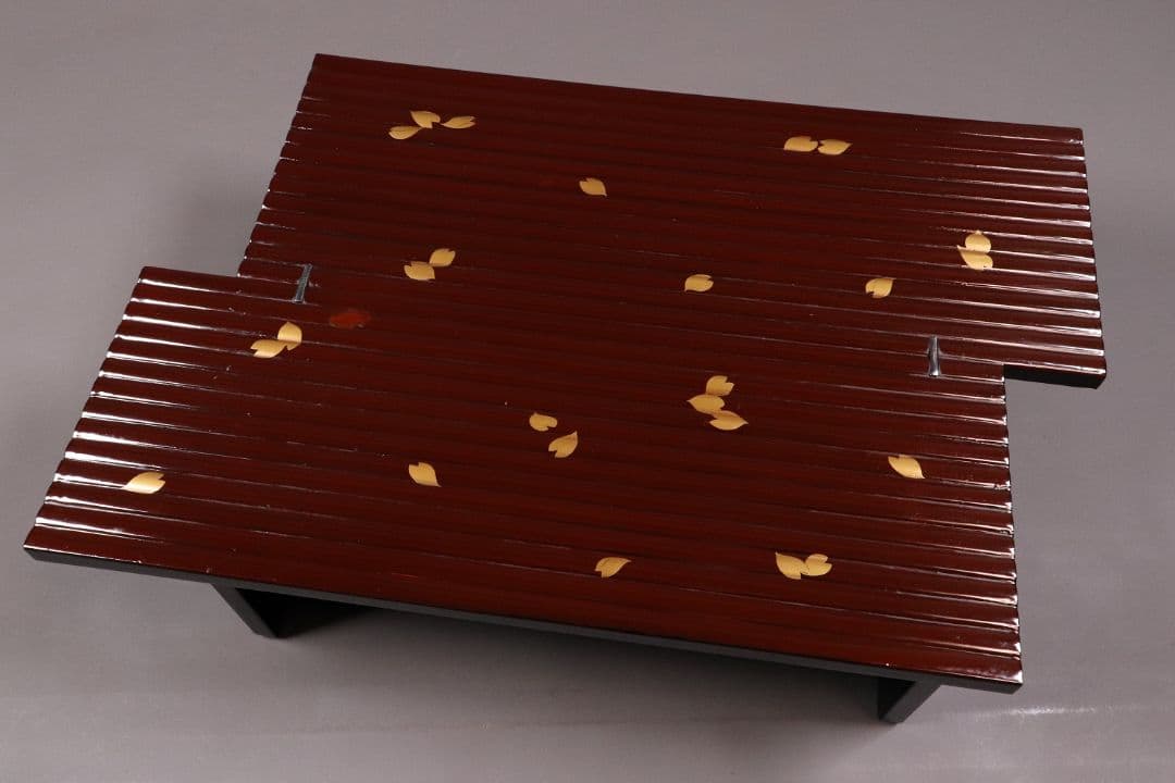 漆芸 桜ちらし蒔絵 花台 最大幅45.7cm 木製 卓 覆輪 雪輪 MA345