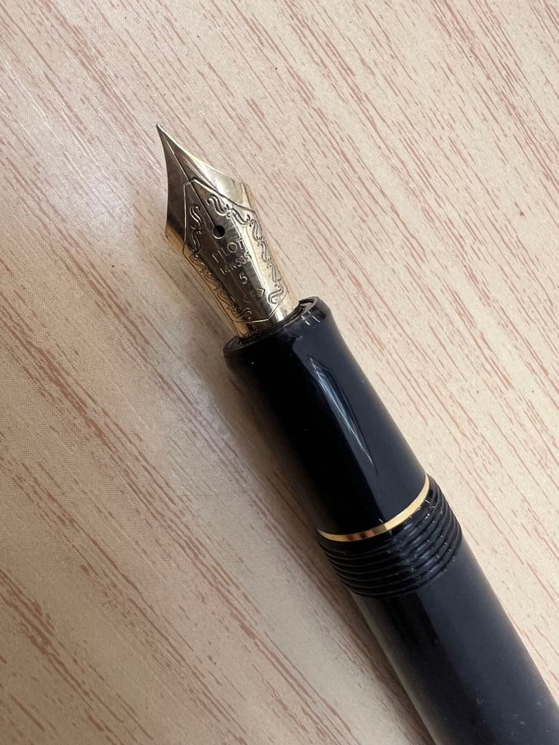 パイロット カスタム74万年筆