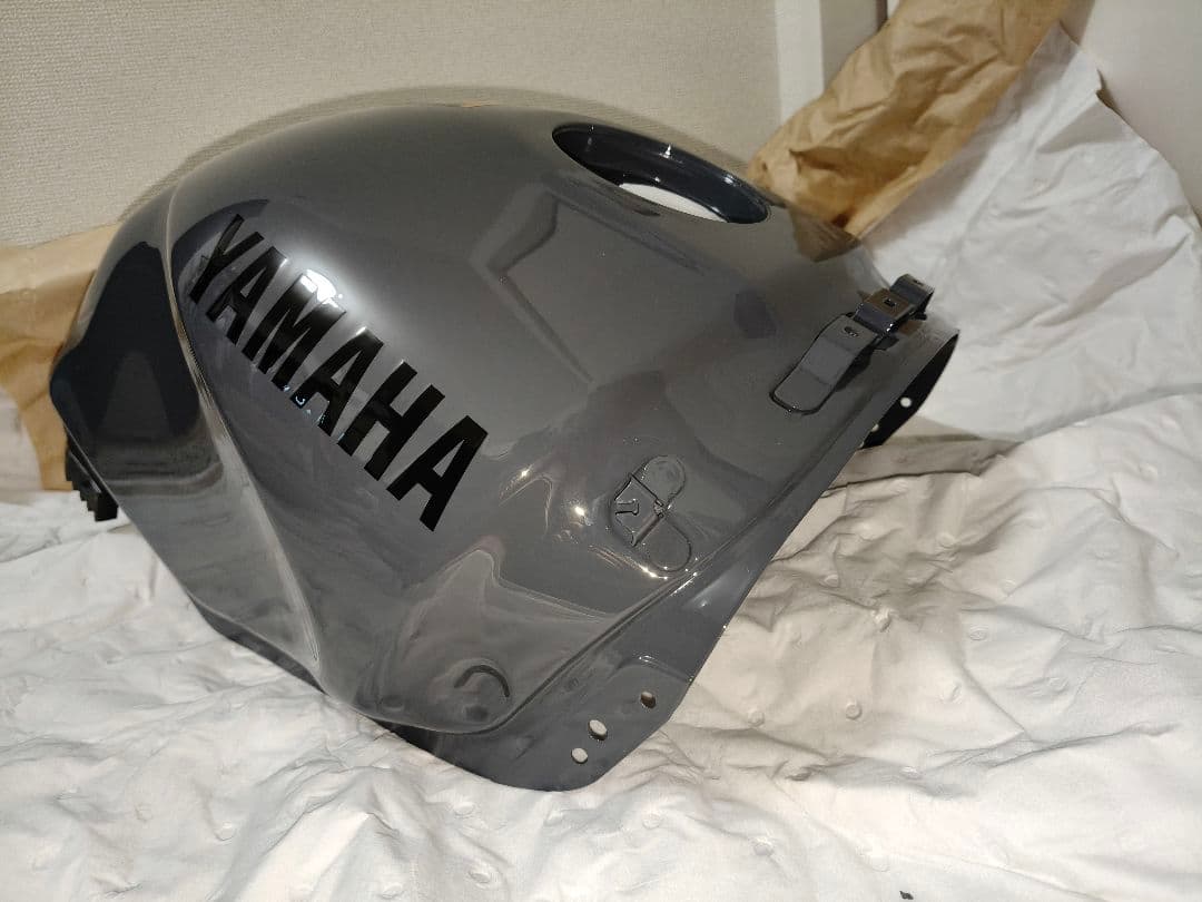 YAMAHA XSR900 GP 純正タンク