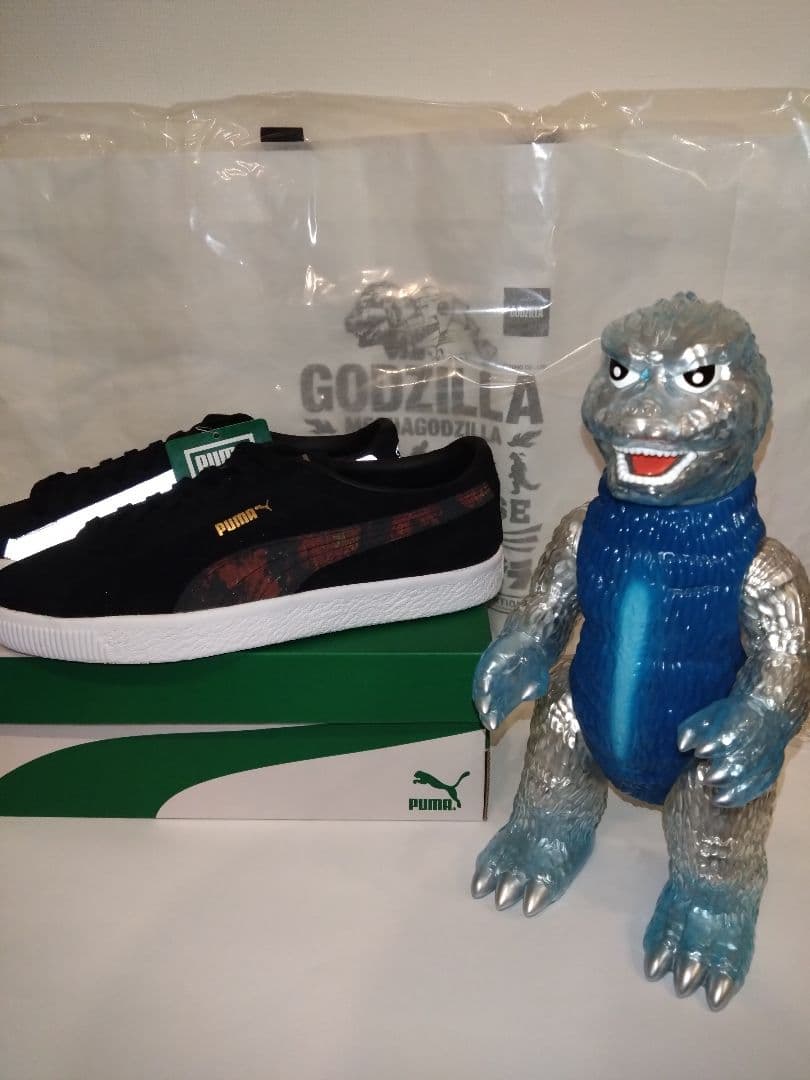 ■新品未使用■シークレットベース ゴジラ ソフビ PUMA スニーカー セット