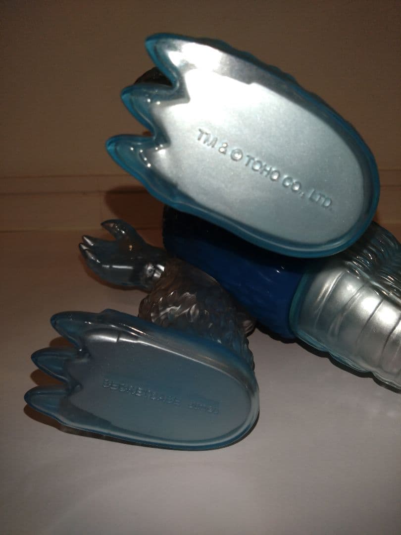 ■新品未使用■シークレットベース ゴジラ ソフビ PUMA スニーカー セット