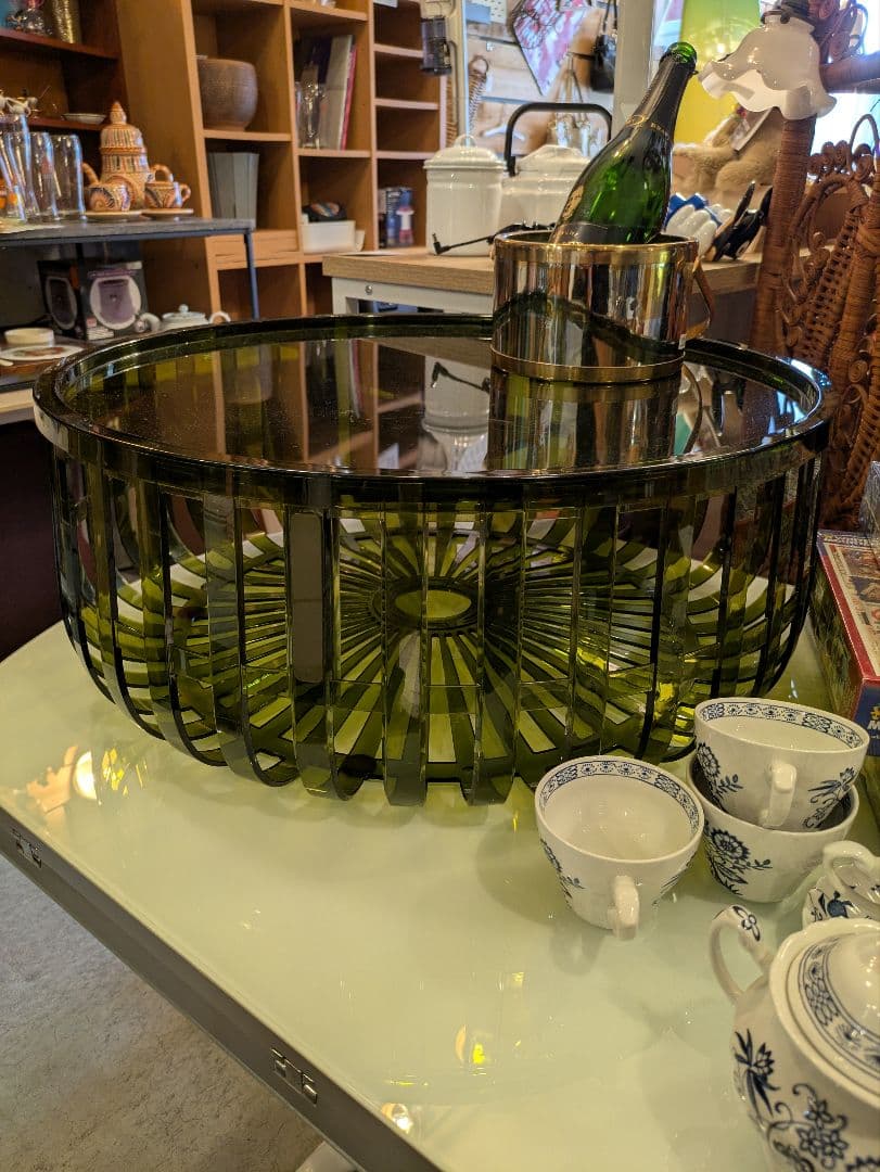 Kartell　カルテル　パニエ　テーブル ミッドセンチュリーデザイン アクリル