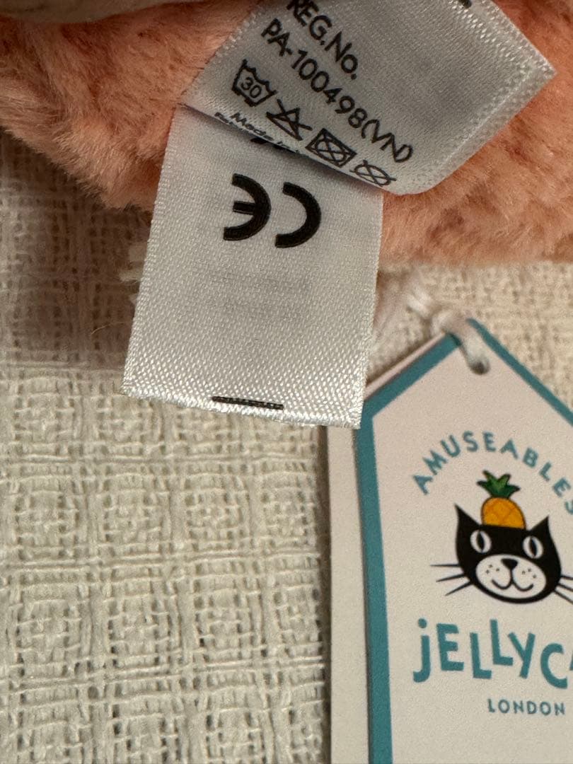  Melbie Peach Cake上海限定 ケーキ ぬいぐるみ