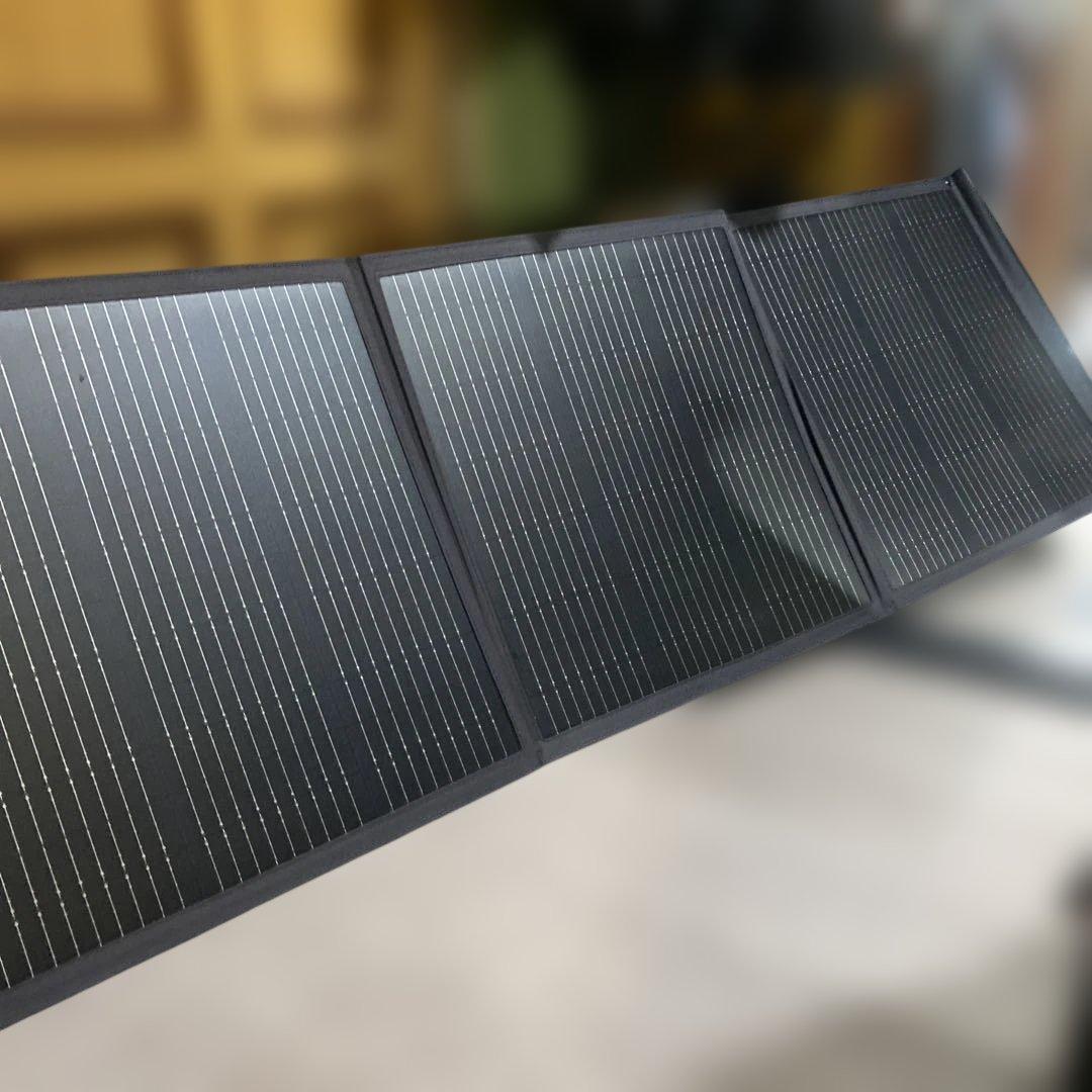 【新品未開封/値下げ】LVYUAN 3つ折りソーラーパネル CSUL-200W